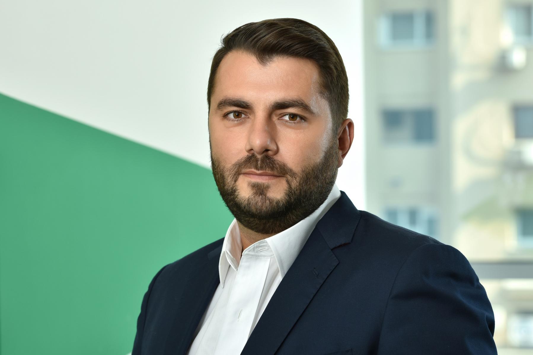 /uploads/posts/1aea5097100323982999d5952002e888fcac70c3/images/Foto_Razvan Iorgu_CBRE.jpg